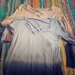 2 American Eagle shirts